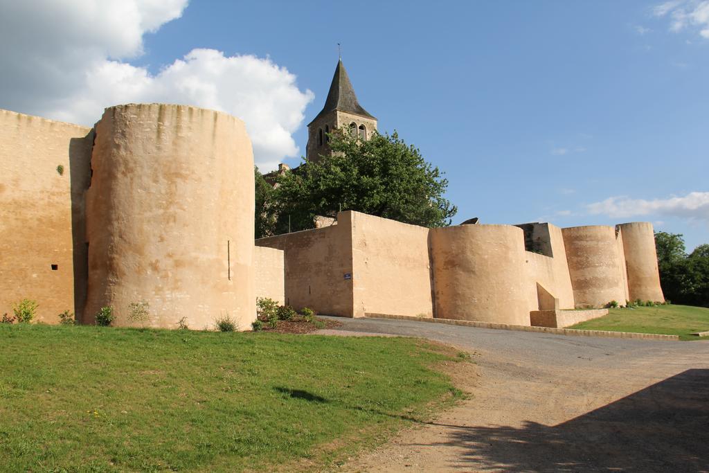 Moulin De Petoulle Hotel Charenton-du-Cher Exterior photo